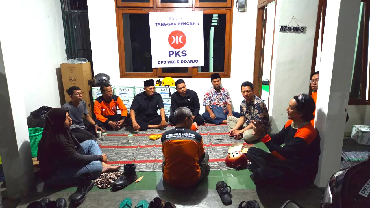 Ketua PKS Jatim Minta Relawan Standby di Posko Ponpes Al Khoziny Sampai Tuntas