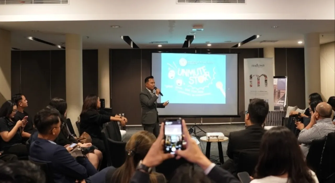H3 Surabaya Gelar Unmute Story, Anggota MarComm Hotel Berbagi Pengalaman Karier