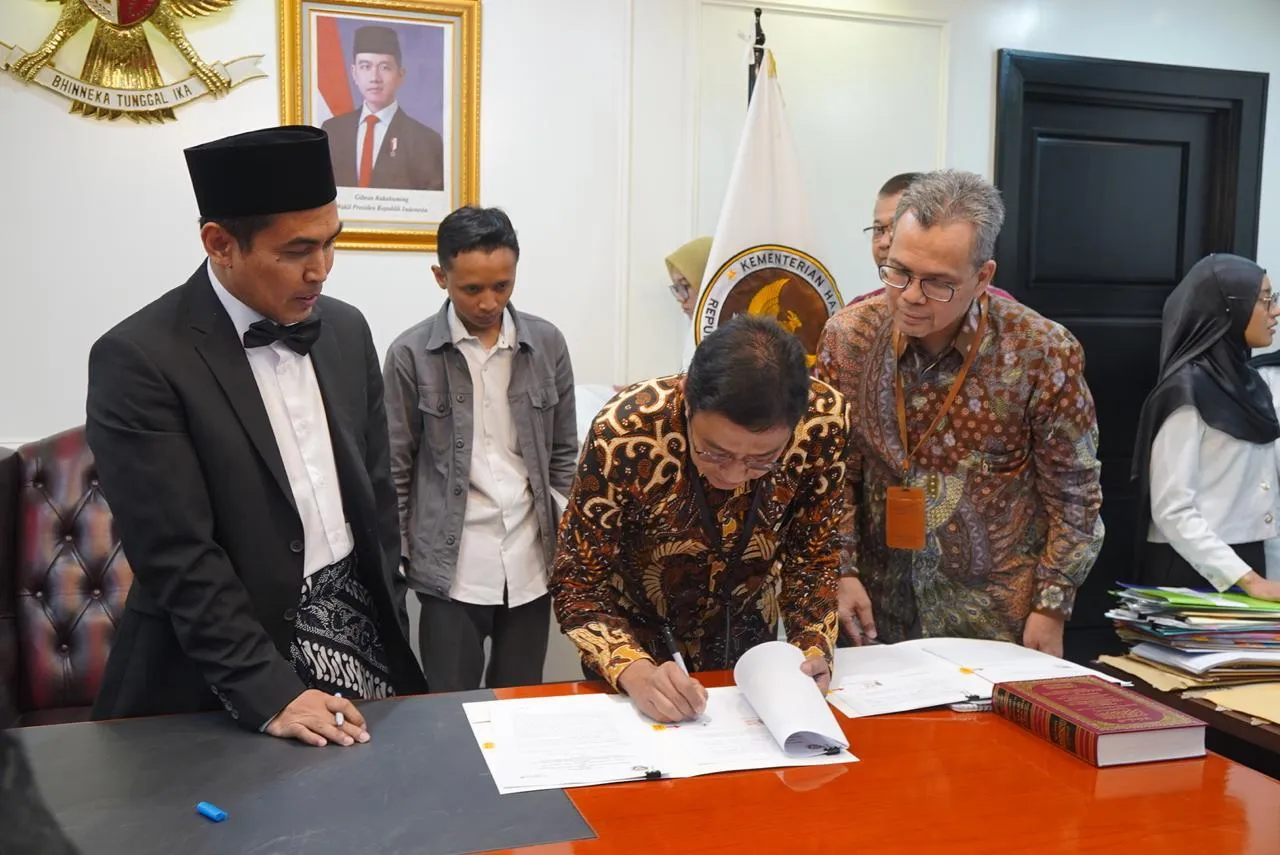 Bank Jatim Tandatangani MoU dengan Kementerian Haji dan Umrah RI