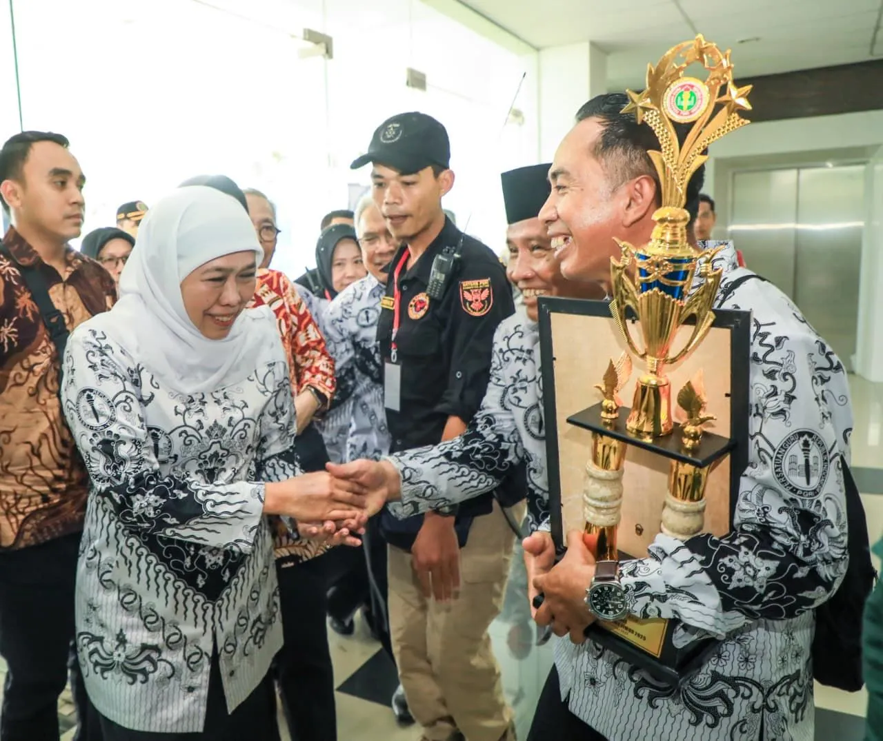 Puncak Peringatan HUT PGRI ke-80 dan HGN 2025 Jatim