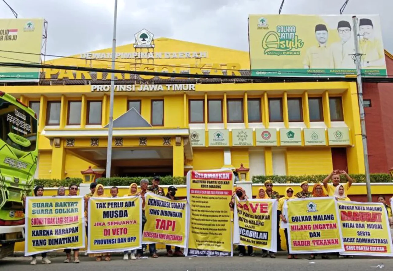 Panas! Endus Rekayasa Musda, Kader Golkar Malang Geruduk DPD Jatim