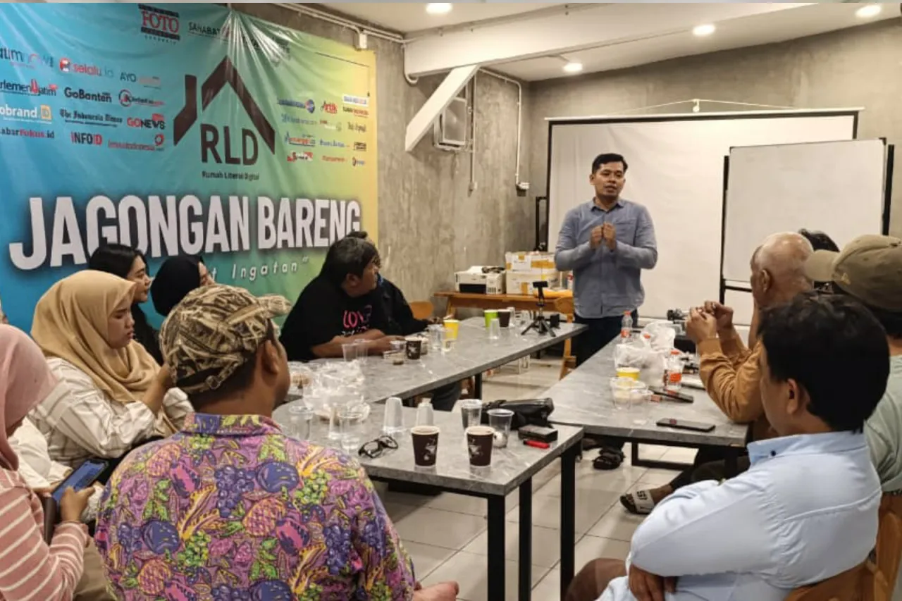 Rumah Literasi Digital: Kampung Gengster Digital – Membangun Surabaya Berdaya