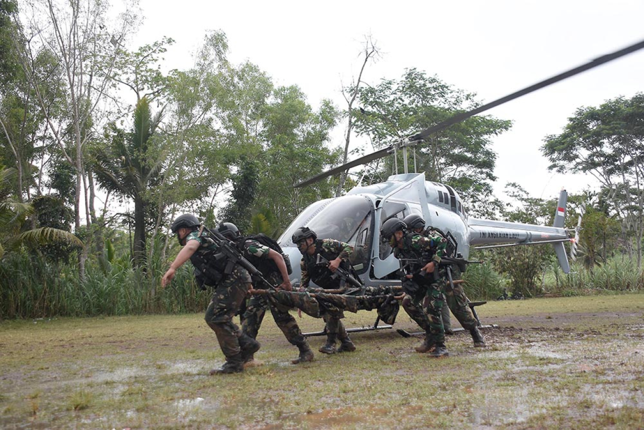 Prajurit Brigif 2 Marinir Laksanakan Latihan Evakuasi Medis