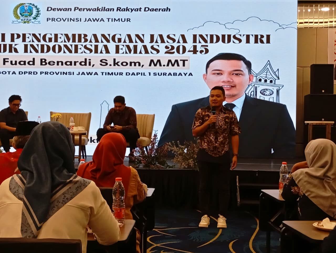 Menjawab Tantangan Zaman dengan Menjadi Pemuda Solutif