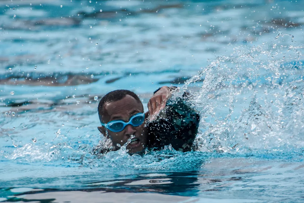 Jaga Profesionalisme Prajurit, Perwira Brigif 2 Marinir Gelar Latihan Renang 300 Meter