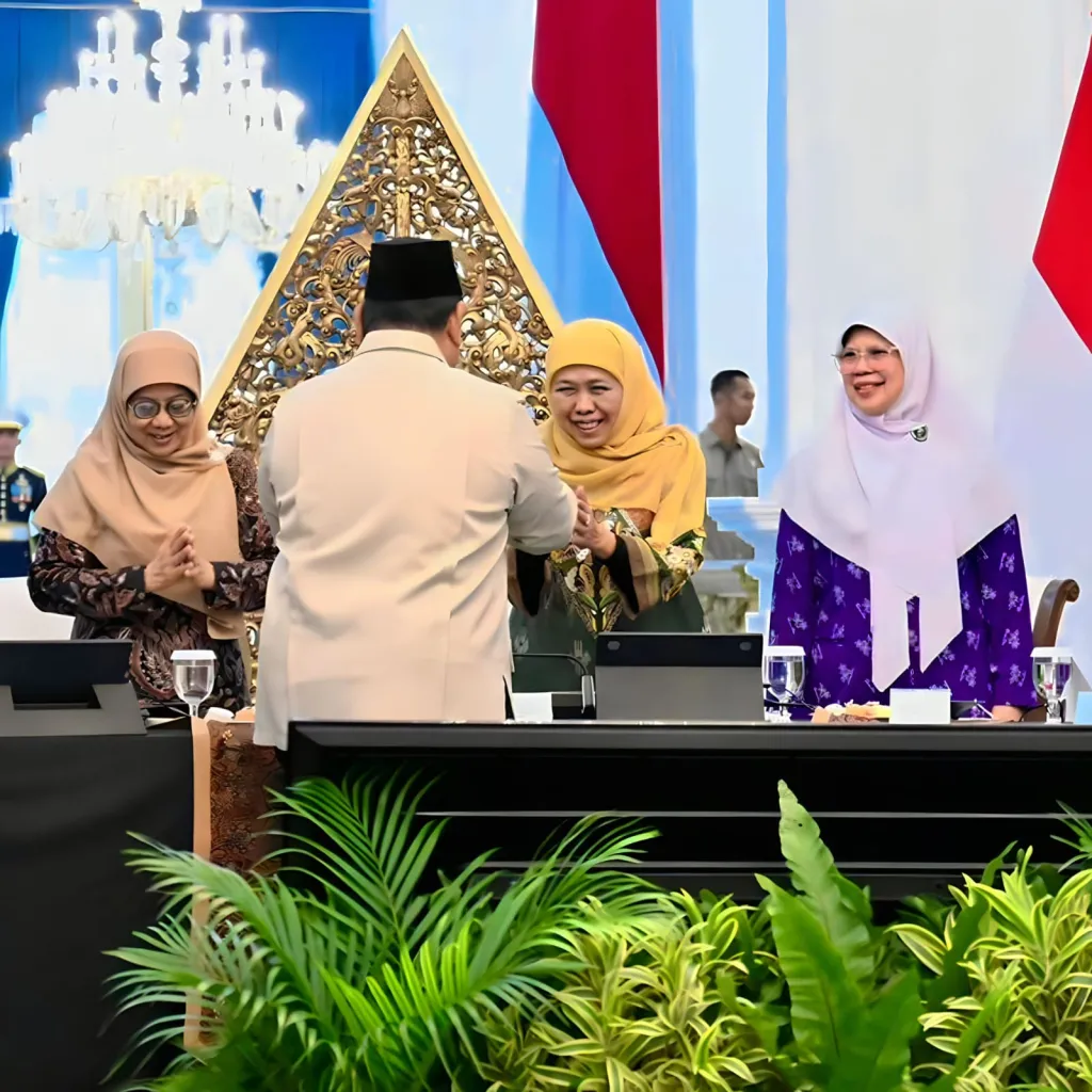 Gubernur Khofifah Hadiri Undangan Presiden Prabowo Bersama Pimpinan Ormas Islam Indonesia, Perkuat Harmoni Bangsa