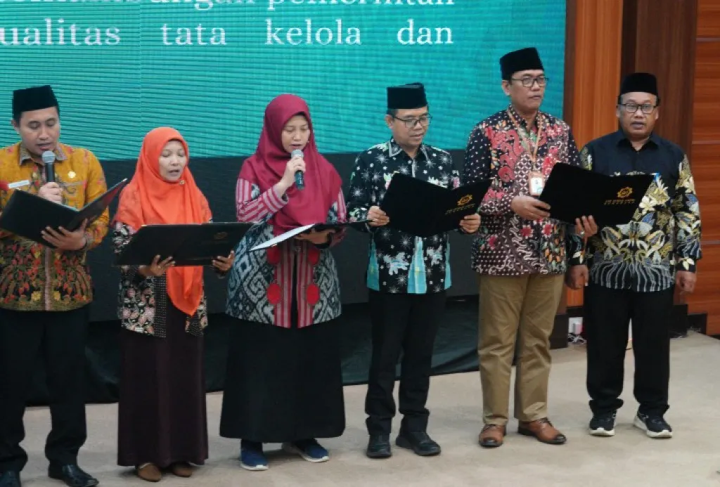Sekjen Kemenag Dorong Penguatan Tata Kelola dan Kesejahteraan Guru Madrasah