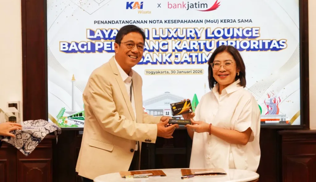Perkuat Layanan Prioritas, Bank Jatim Lakukan Kerja Sama dengan KAI Wisata