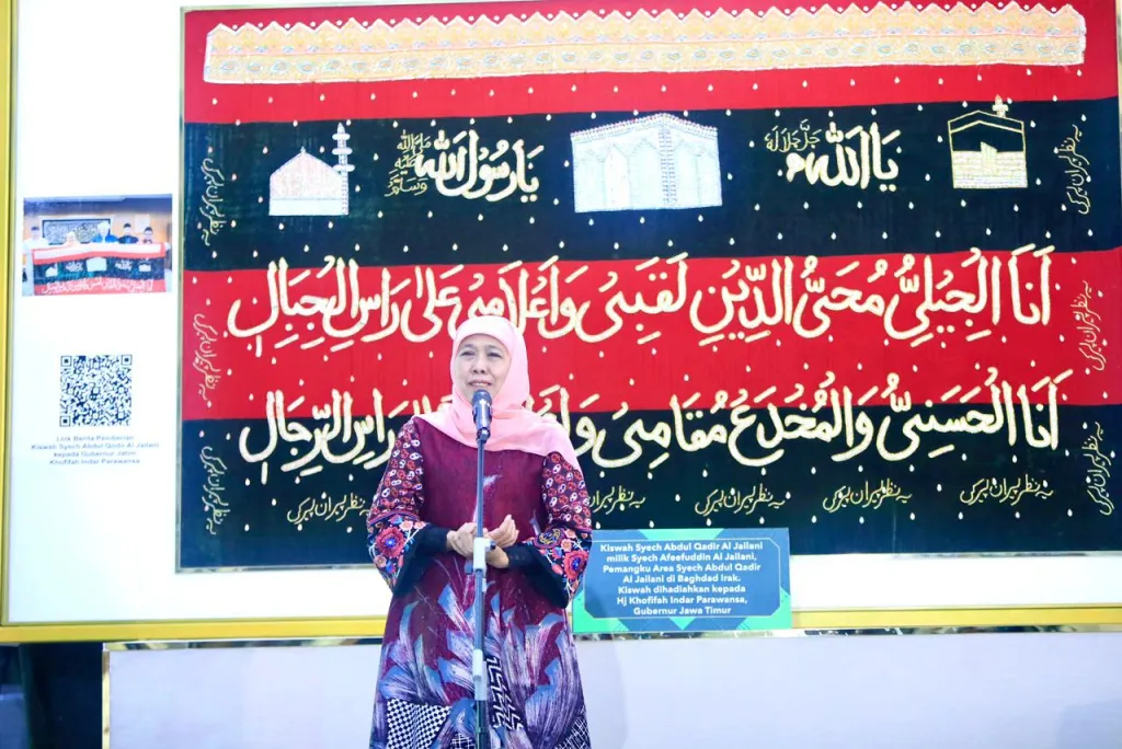 Kiswah Syekh Abdul Qadir Al Jailani Dipamerkan di Masjid Al Akbar Surabaya