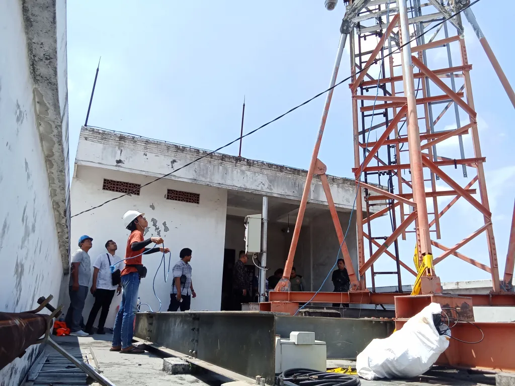 Tower Pakis 27 Surabaya Dibongkar, Warga Minta Aparat Usut Dugaan Pelanggaran