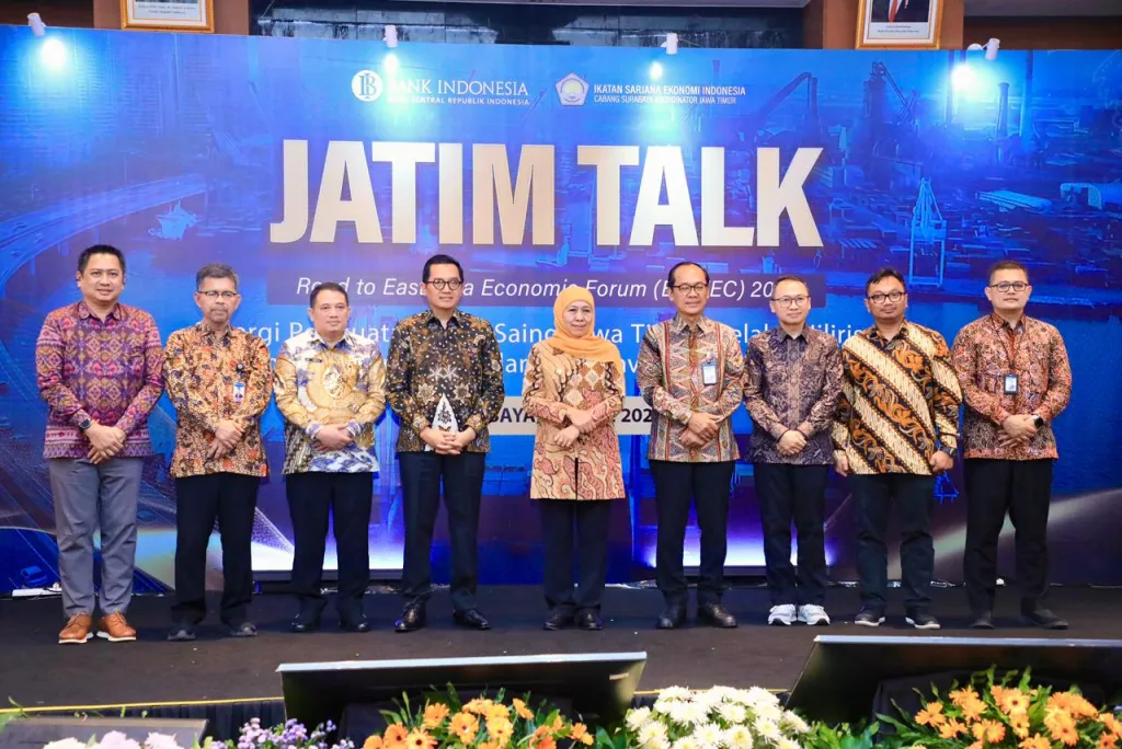 Jadi Keynote Speaker Jatim Talk, Gubernur Khofifah Ungkap Strategis Hadapi Dinamika Global