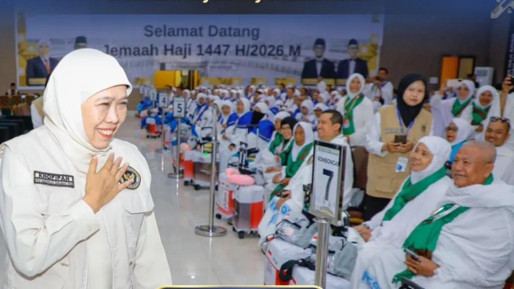 Gubernur Khofifah Lepas Kloter 116, Rombongan Jamaah Terakhir Berangkat ke Tanah Suci 