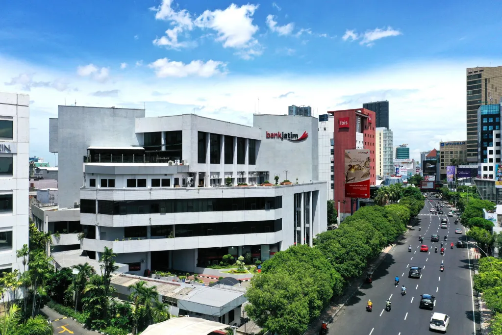 Direksi Bank Jatim Borong Jutaan Saham, Sinyal Optimisme Perseroan