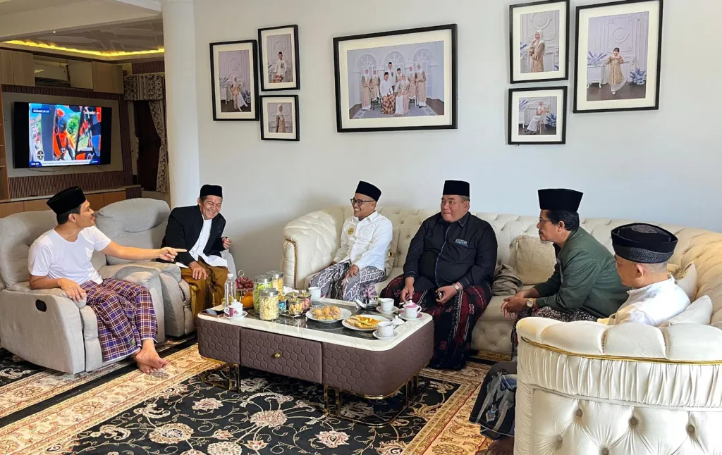 Jelang Muktamar NU, Gus Salam Perkuat Silaturahmi Kiai Pesantren