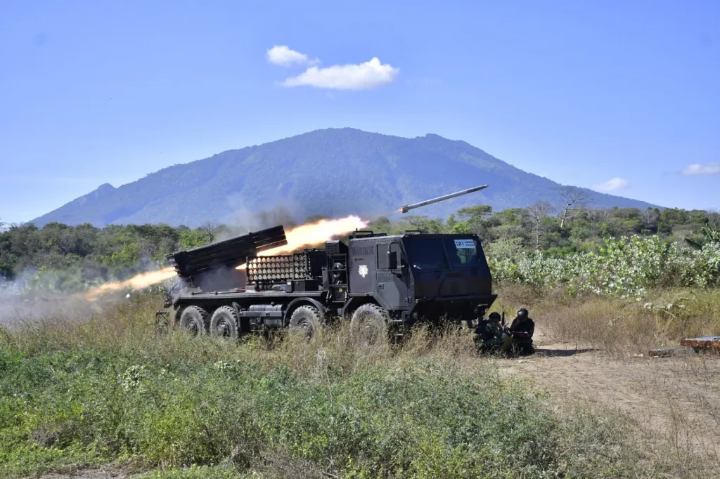 Latihan LSD dan LSL, Menart 2 Marinir Uji Kesiapan Prajurit dan Alutsista