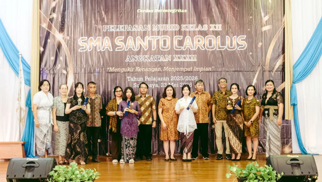 Lulus SMA, Puluhan Siswa Santo Carolus Surabaya Raih Kampus Impian