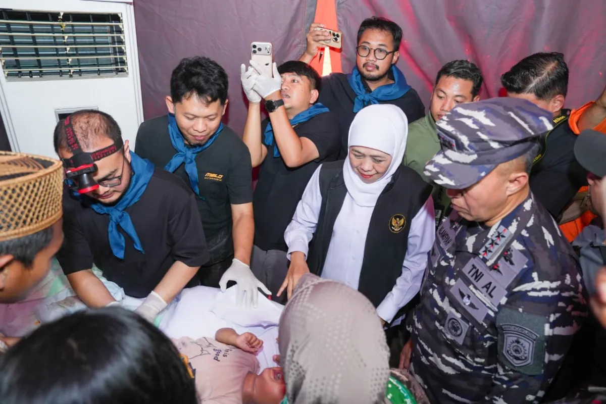 Khitanan Massal dan Bakti Sosial Terpadu Hari Jadi ke 81 Provinsi Jatim di Slopeng Sumenep