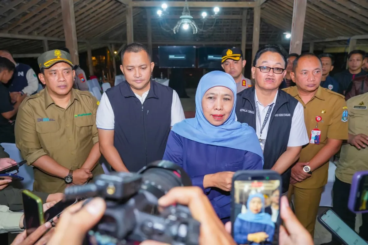 Tinjau Karhutla Tahura R. Soerjo: Utamakan Keselamatan Petugas, Pastikan Air Bersih Warga, dan Serukan Shalat Istisqa