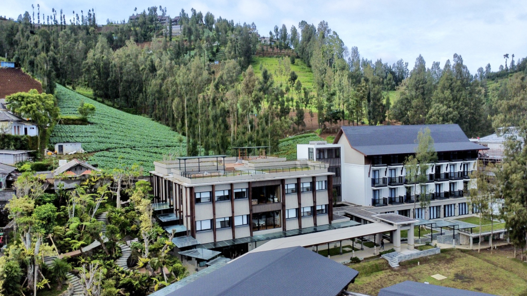 Jambuluwuk Hotel and Resort Manjakan Wisatawan Penikmat Bromo Berkonsep Poshtel dan Alam