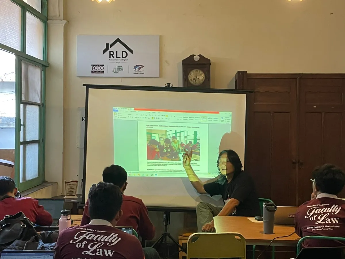 Aksara Media: BEM FH UPN Veteran Jatim Gelar Pelatihan Jurnalistik Bersama RLD