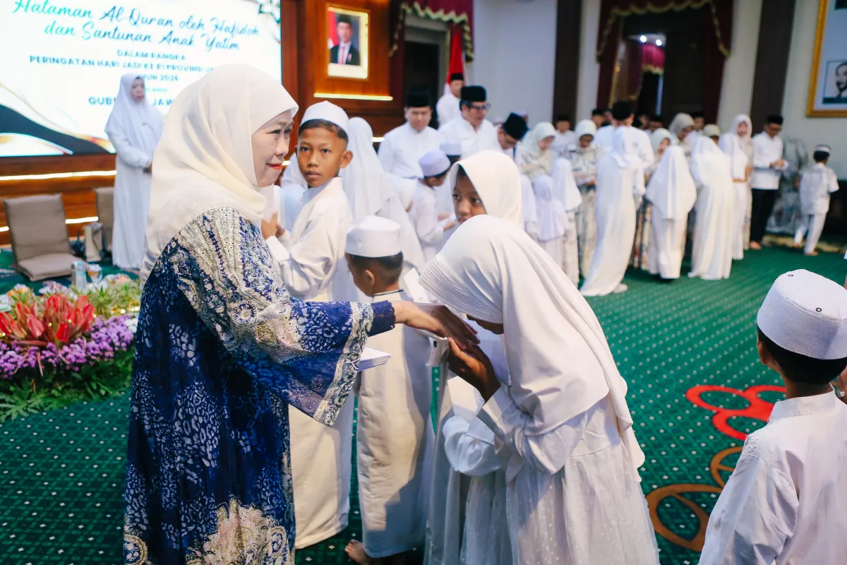 Khofifah Gelar Khataman Al-Qur’an dan Santuni 81 Anak Yatim