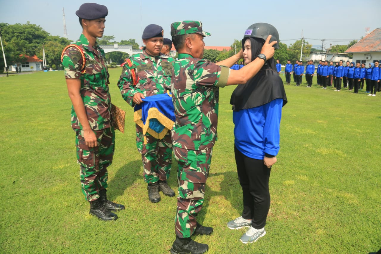 Pembukaan Bela Negara karyawan PT PAL Indonesia Tahun 2022, di lapangan Kolat Koarmada II, Surabaya (Foto: IN/ist)