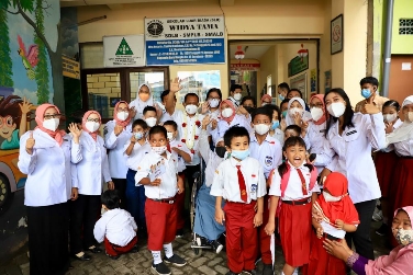 Wakil Walikota Surabaya Kagum Kerajinan Siswa Siswi