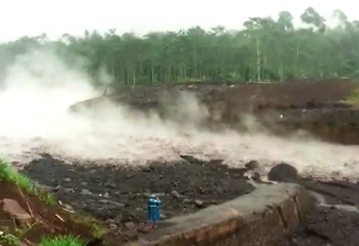 BPBD Jatim Minta Masyarakat Jauhi DAS